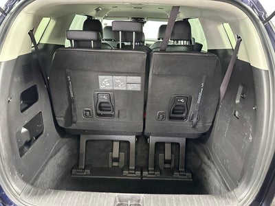 2023 Kia Carnival LX Seat Package