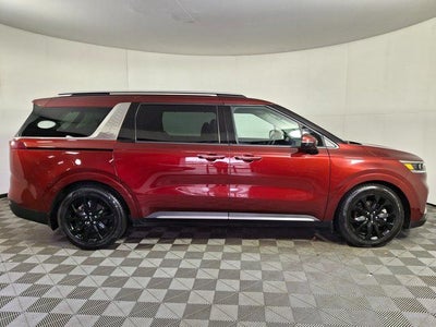 2024 Kia Carnival SX