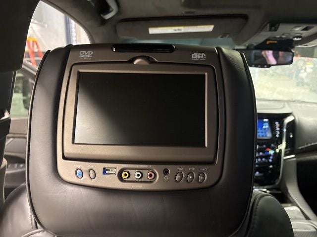 2016 Cadillac Escalade Platinum Edition