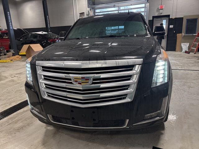 2016 Cadillac Escalade Platinum Edition
