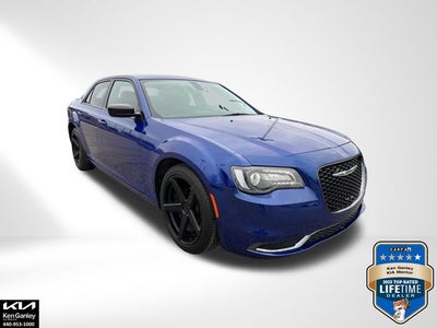 2020 Chrysler 300 Touring