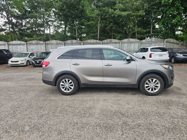 2018 Kia Sorento LX - Photo 8