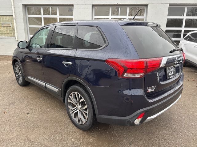 2016 Mitsubishi Outlander SE