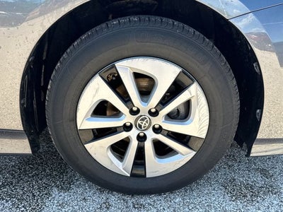 2016 Toyota Prius Three