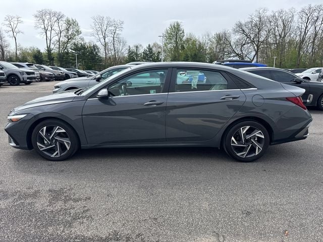 2025 Hyundai Elantra Limited