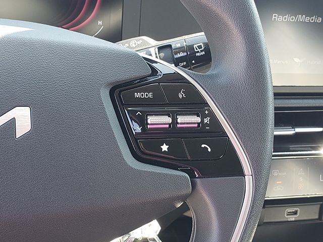 2024 Kia Niro LX