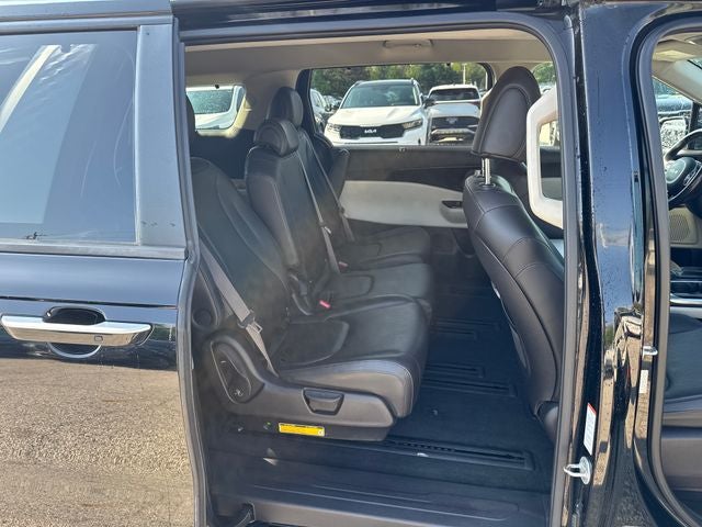 2022 Kia Carnival EX