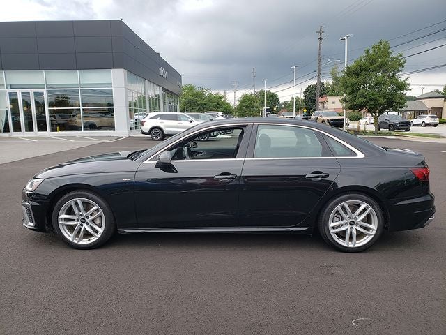 2024 Audi A4 45 S line Premium Plus quattro