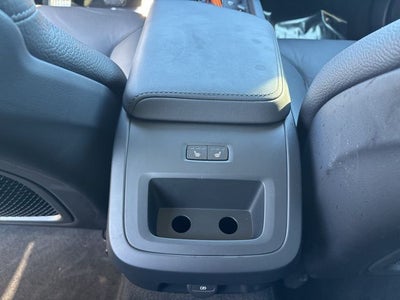 2025 Volvo V60 Cross Country B5 Plus