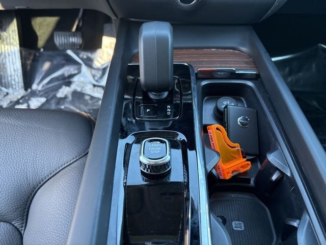 2025 Volvo V60 Cross Country B5 Plus
