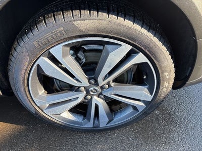 2025 Volvo V60 Cross Country B5 Plus