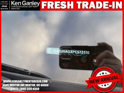 2023 Jeep Grand Cherokee Laredo 4x4