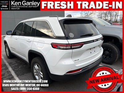 2023 Jeep Grand Cherokee Laredo 4x4