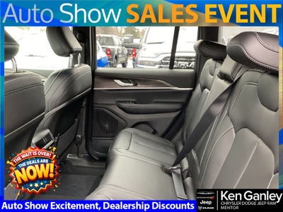 2025 Jeep Grand Cherokee GRAND CHEROKEE LIMITED 4X4