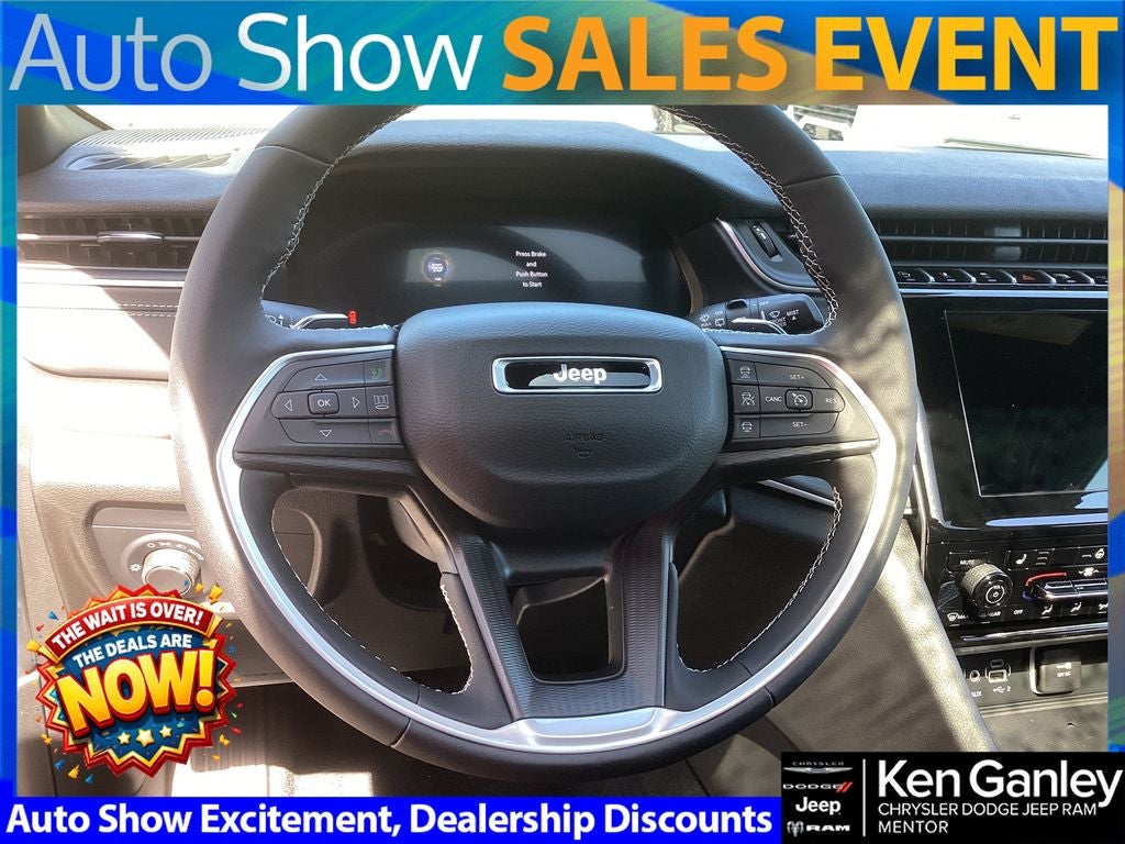 2025 Jeep Grand Cherokee GRAND CHEROKEE L LAREDO X 4X4
