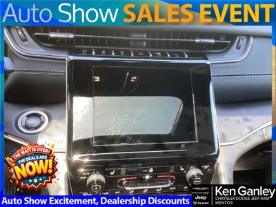 2025 Jeep Grand Cherokee GRAND CHEROKEE L LAREDO X 4X4