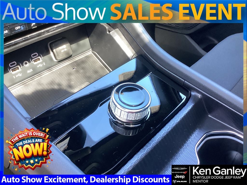 2025 Jeep Grand Cherokee GRAND CHEROKEE L LAREDO X 4X4