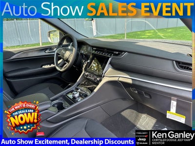 2025 Jeep Grand Cherokee GRAND CHEROKEE L LAREDO X 4X4