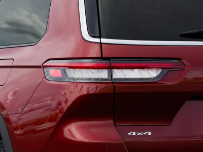 2025 Jeep Grand Cherokee GRAND CHEROKEE L LAREDO X 4X4