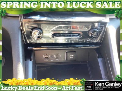 2025 Jeep Grand Cherokee GRAND CHEROKEE L LAREDO X 4X4