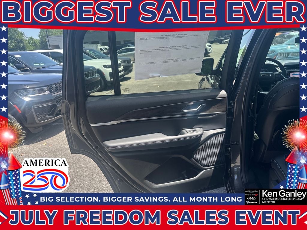 2026 Jeep Grand Cherokee GRAND CHEROKEE L LAREDO ALTITUDE 4X4