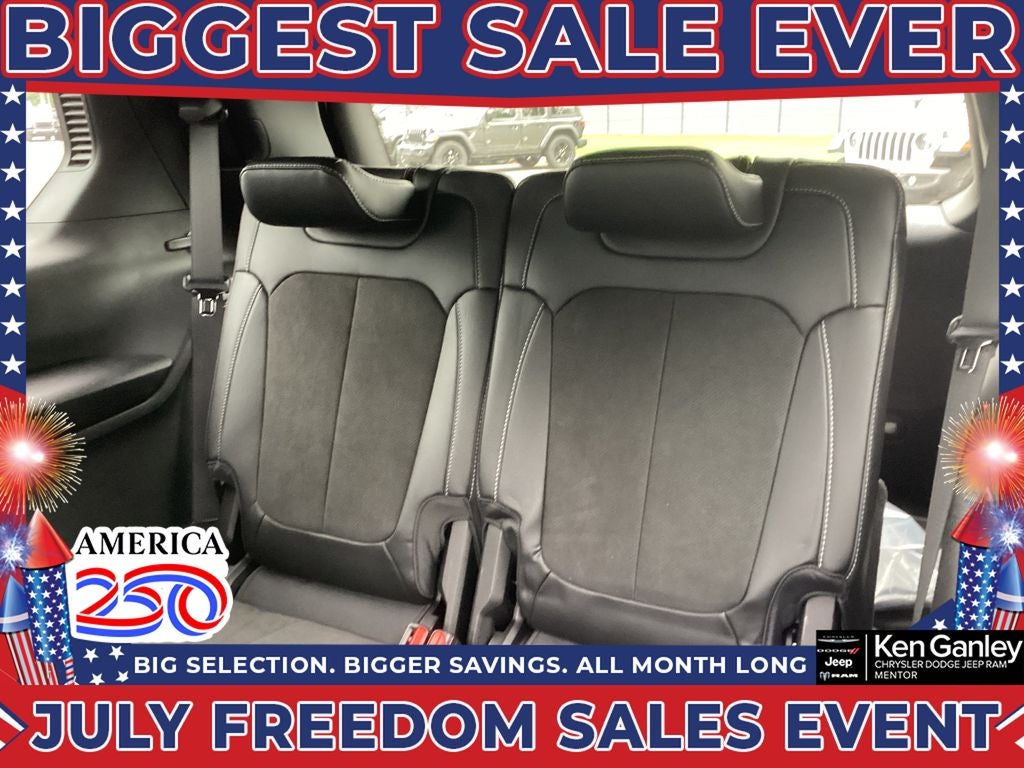 2026 Jeep Grand Cherokee GRAND CHEROKEE L LAREDO ALTITUDE 4X4