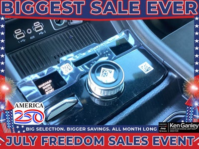 2026 Jeep Grand Cherokee GRAND CHEROKEE L LAREDO ALTITUDE 4X4