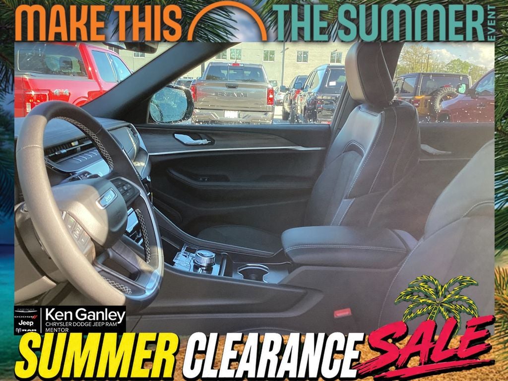 2026 Jeep Grand Cherokee GRAND CHEROKEE L LAREDO ALTITUDE 4X4