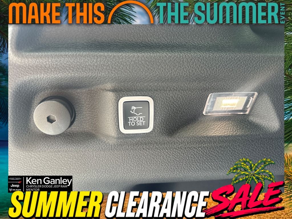 2026 Jeep Grand Cherokee GRAND CHEROKEE L LAREDO ALTITUDE 4X4