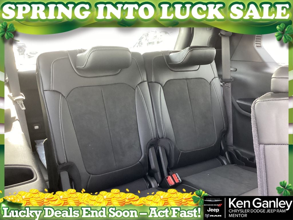 2026 Jeep Grand Cherokee GRAND CHEROKEE L LAREDO ALTITUDE 4X4