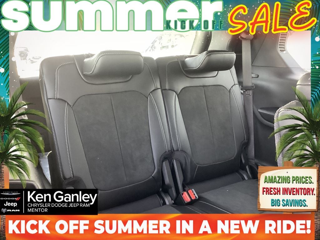 2026 Jeep Grand Cherokee GRAND CHEROKEE L LAREDO ALTITUDE 4X4