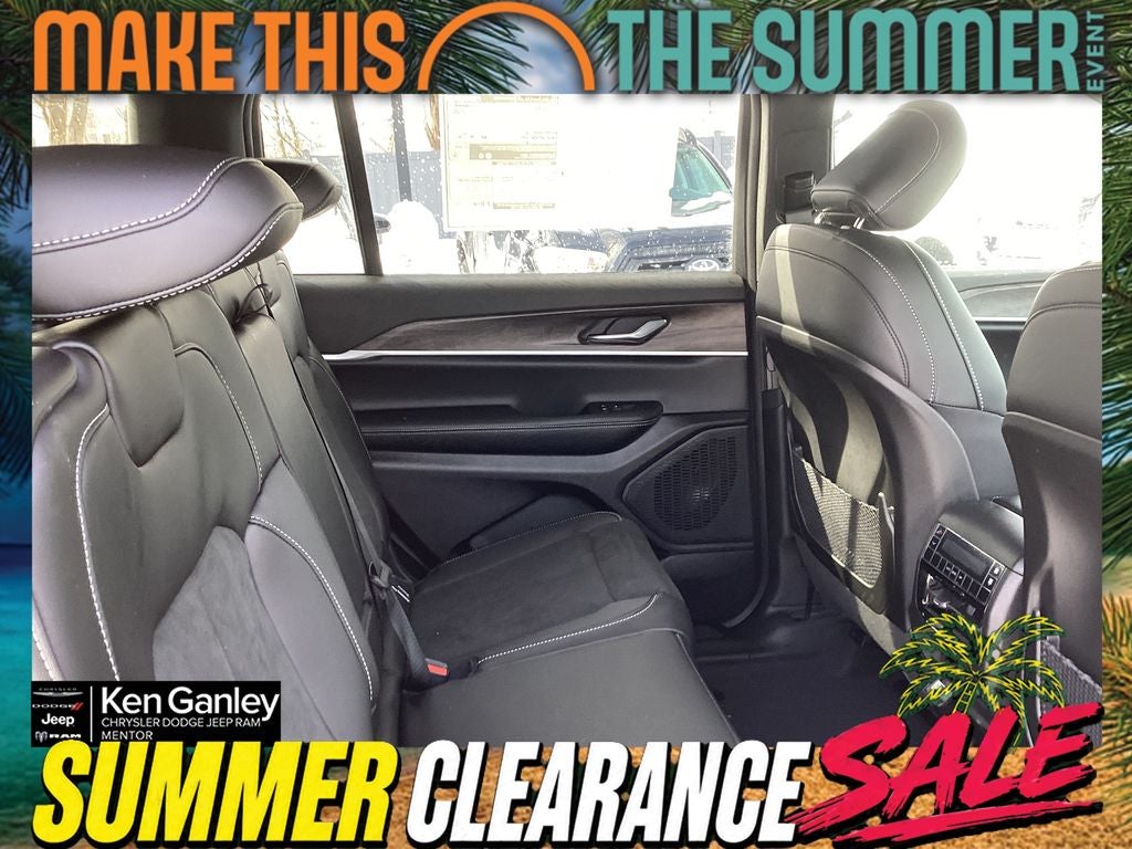 2026 Jeep Grand Cherokee GRAND CHEROKEE L LAREDO ALTITUDE 4X4