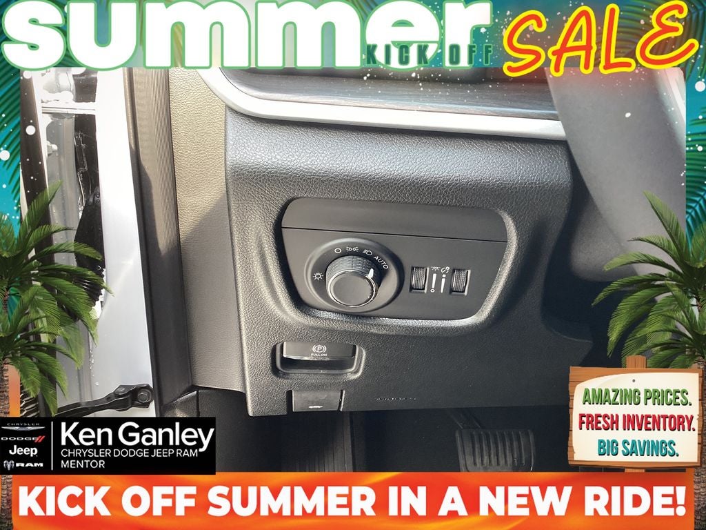2026 Jeep Grand Cherokee GRAND CHEROKEE L LAREDO ALTITUDE 4X4