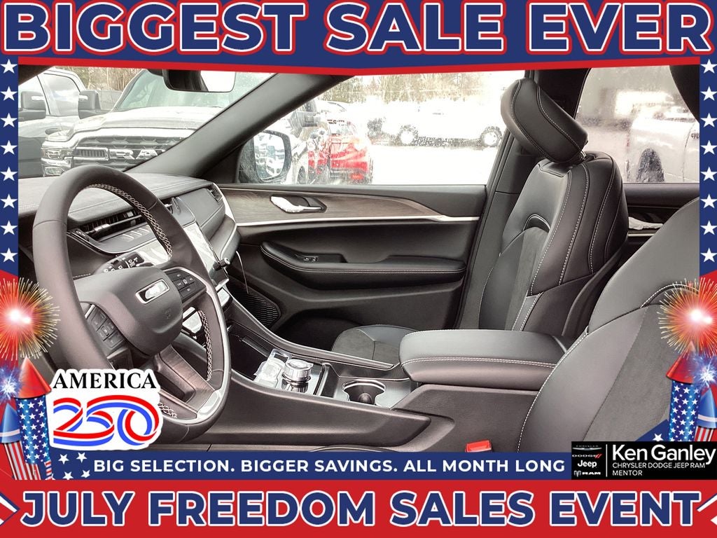 2026 Jeep Grand Cherokee GRAND CHEROKEE L LAREDO ALTITUDE 4X4