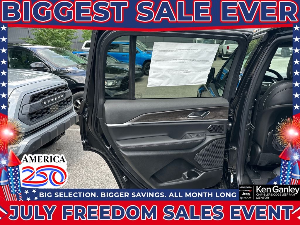 2026 Jeep Grand Cherokee GRAND CHEROKEE L LIMITED 4X4