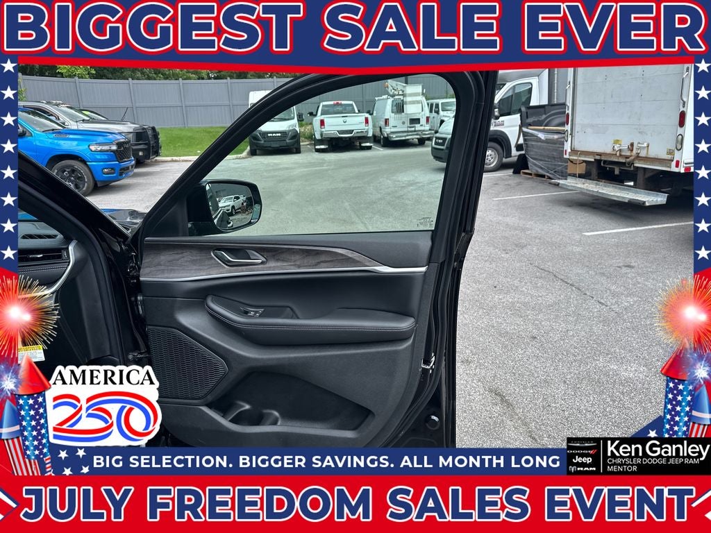 2026 Jeep Grand Cherokee GRAND CHEROKEE L LIMITED 4X4