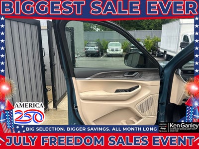 2026 Jeep Grand Cherokee GRAND CHEROKEE L LIMITED 4X4