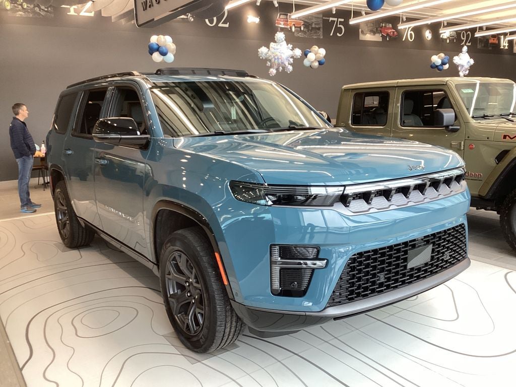 2026 Jeep Grand Wagoneer GRAND WAGONEER LIMITED ALTITUDE 4X4