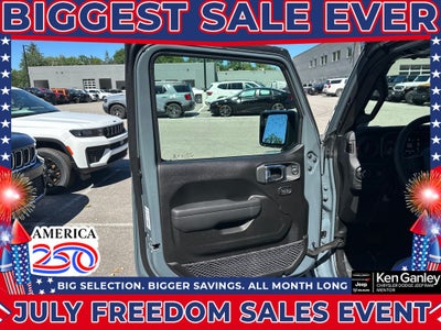 2026 Jeep Gladiator GLADIATOR SHADOW OPS 4X4