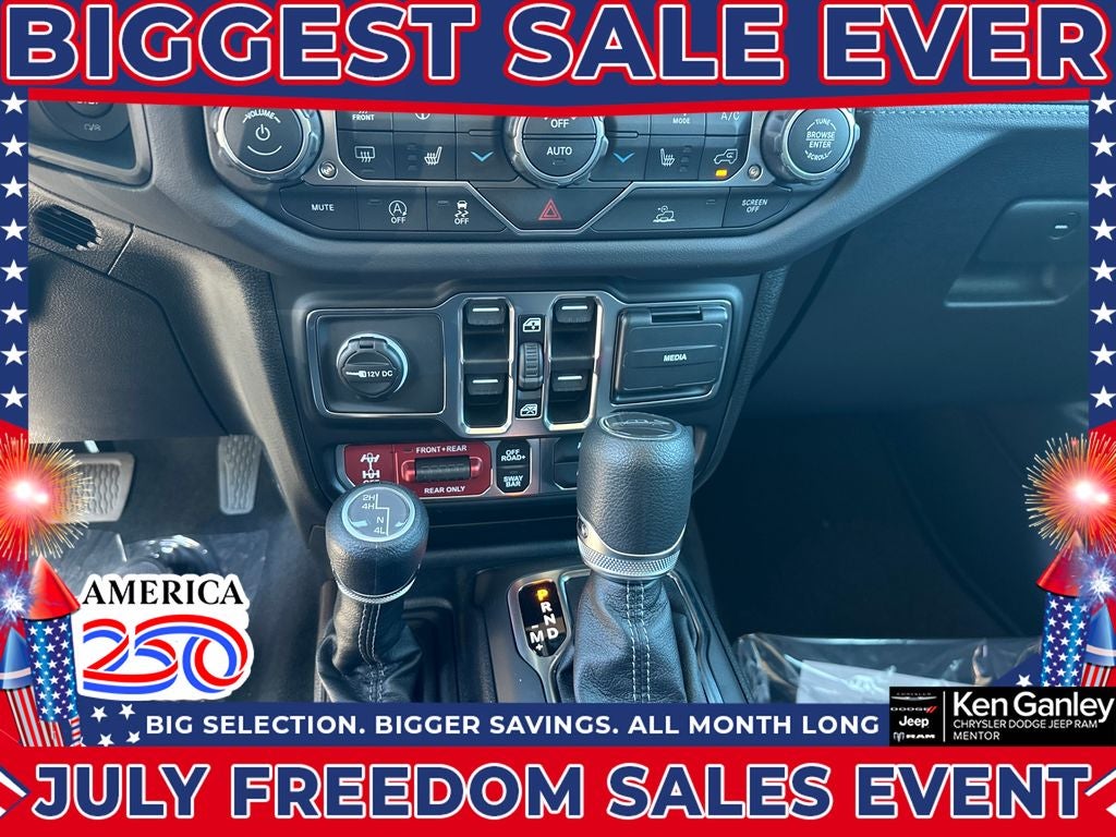 2026 Jeep Gladiator GLADIATOR SHADOW OPS 4X4