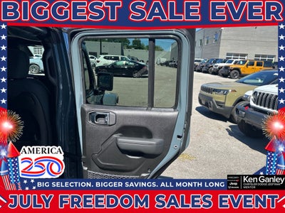 2026 Jeep Gladiator GLADIATOR SHADOW OPS 4X4