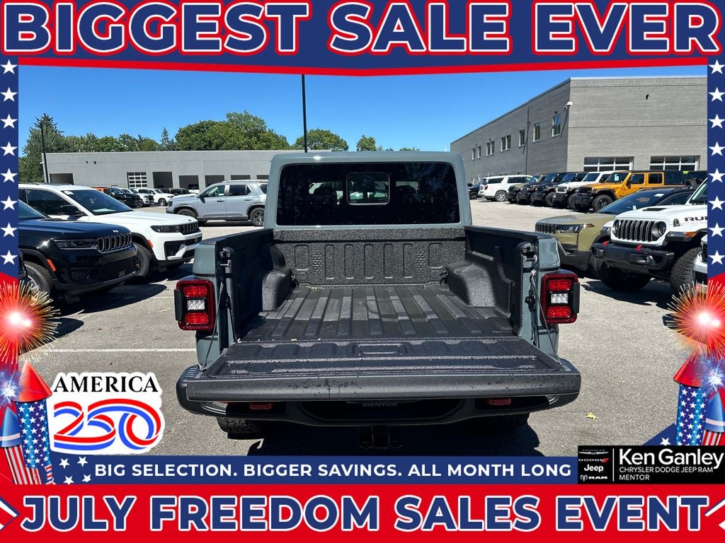 2026 Jeep Gladiator GLADIATOR SHADOW OPS 4X4
