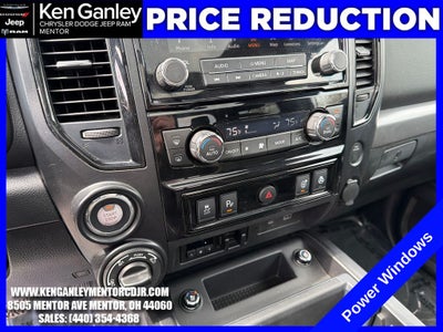 2021 Nissan TITAN Crew Cab PRO-4X 4x4