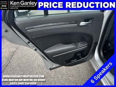 2019 Chrysler 300 Touring AWD