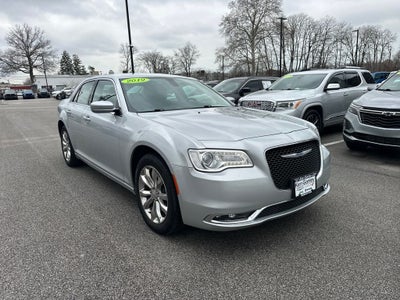 2019 Chrysler 300 Touring AWD