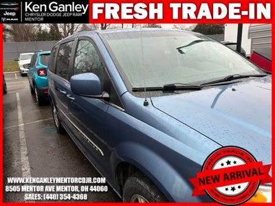 2012 Chrysler Town & Country Touring