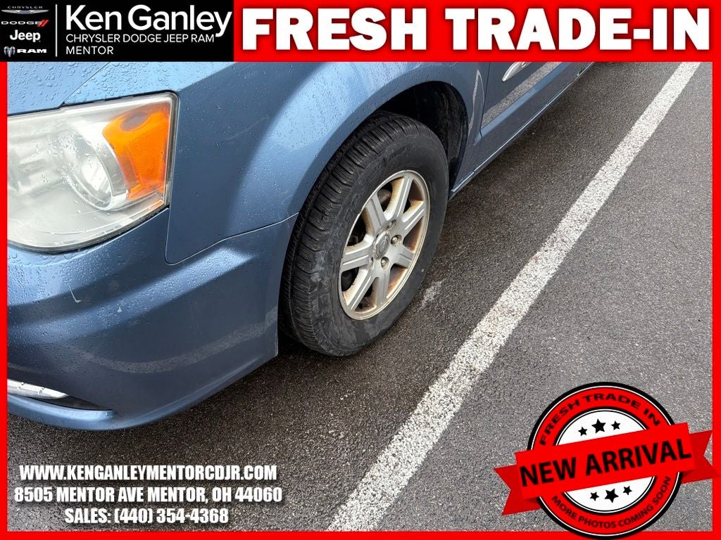 2012 Chrysler Town & Country Touring