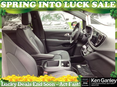 2026 Chrysler Pacifica PACIFICA SELECT AWD