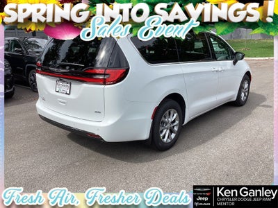 2026 Chrysler Pacifica PACIFICA SELECT AWD