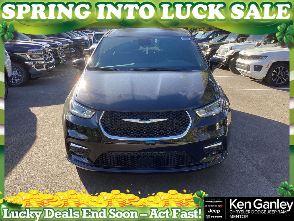 2026 Chrysler Pacifica PACIFICA SELECT AWD